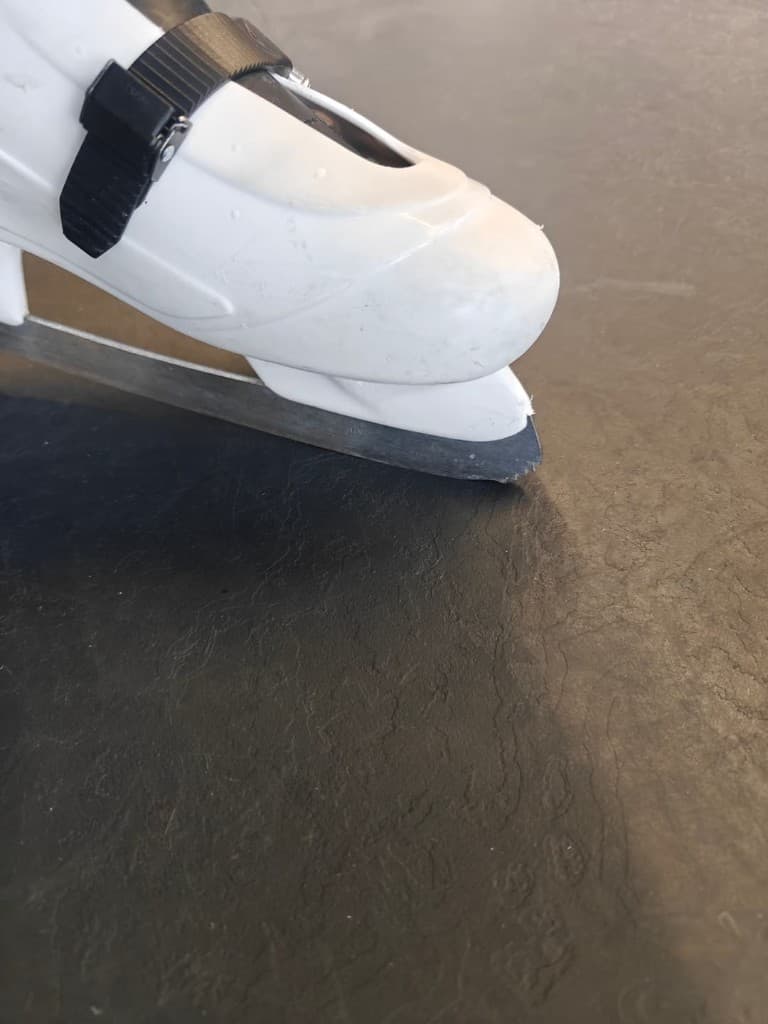 Качество покрытий — коньки на каучуковом покрытии